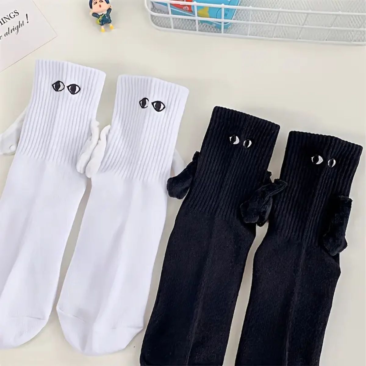 12 pares calcetas magnéticas de imán divertidas