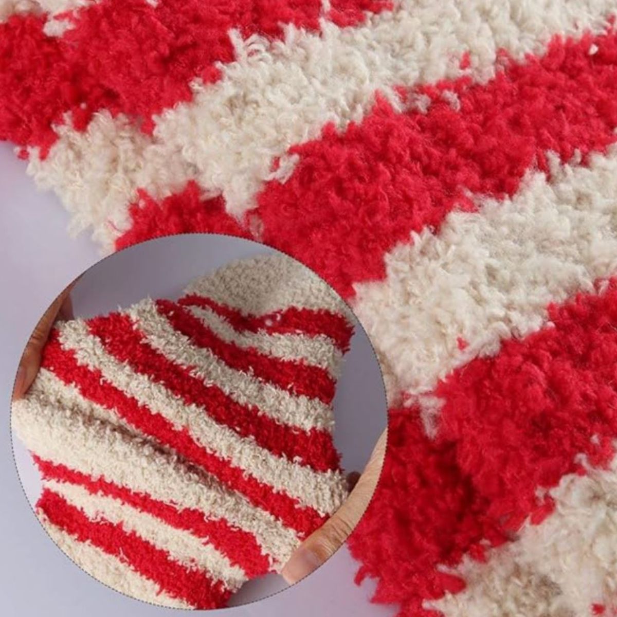 12 pares calcetines navideños afelpados con figuras 3d