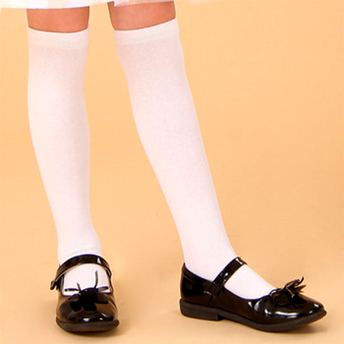 calceta escolar talla 6 a 8 años (12 pares)