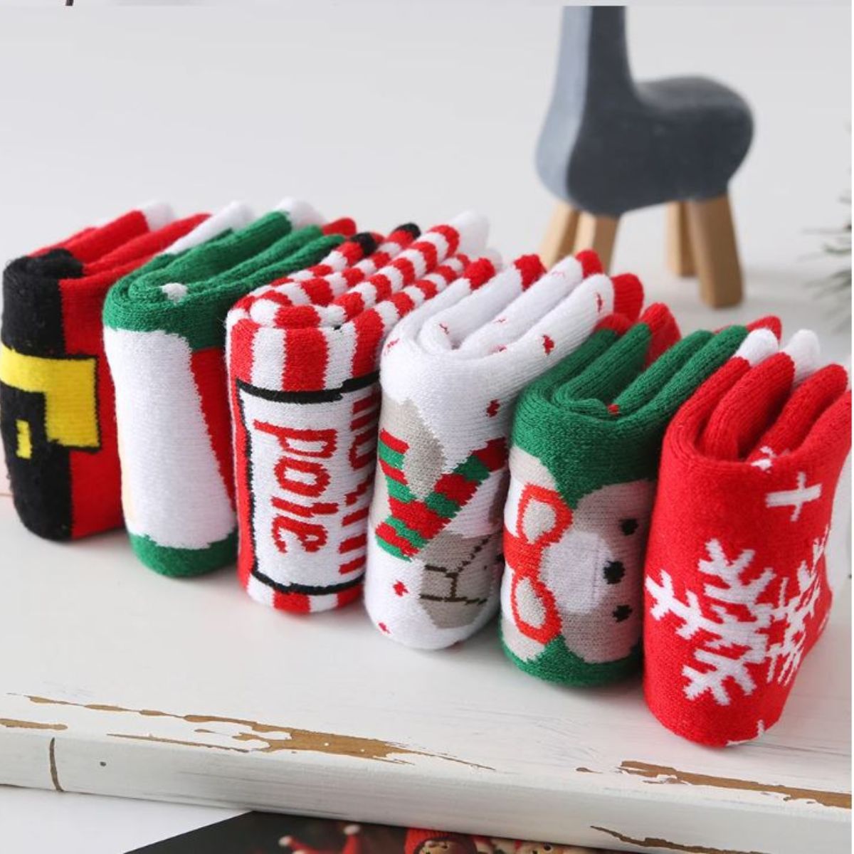 12 pares de calcetas navideñas cortas